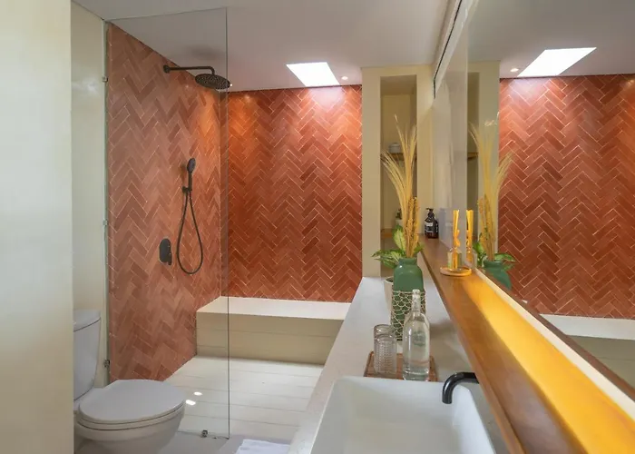 Villa Capela - Luxury 4-bedroom, Heart Of *