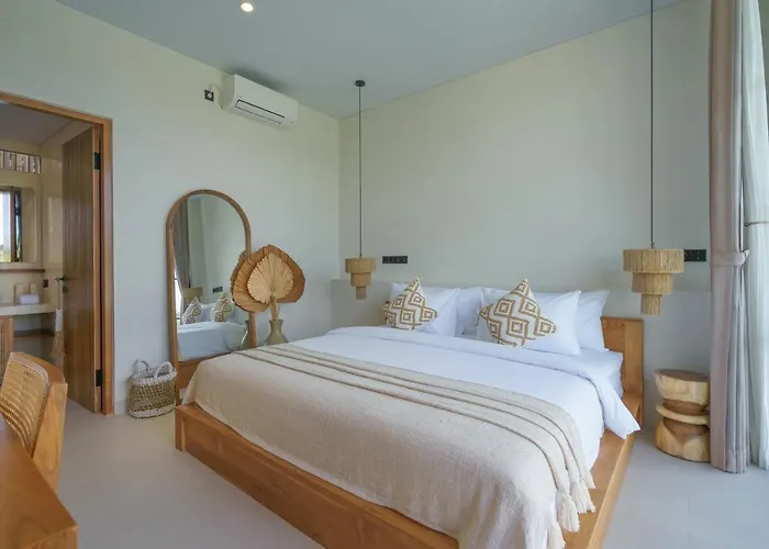Capela - Luxury 4-bedroom, Heart Of Canggu (Bali)