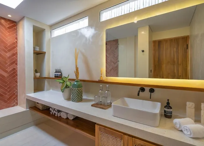 Capela - Luxury 4-bedroom, Heart Of Villa