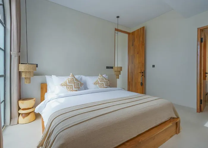Capela - Luxury 4-bedroom, Heart Of Villa *
